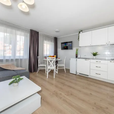 Lägenhet Old Town, Beautiful Yard View, Sauna