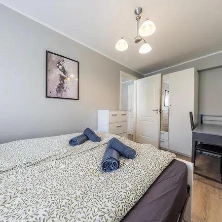 Daire Old Town, Beautiful Yard View, Sauna