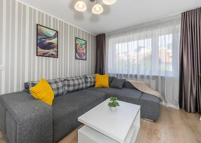 Διαμέρισμα Old Town, Beautiful Yard View, Sauna *