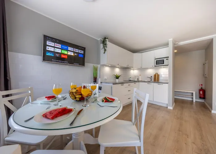 Old Town, Beautiful Yard View, Sauna