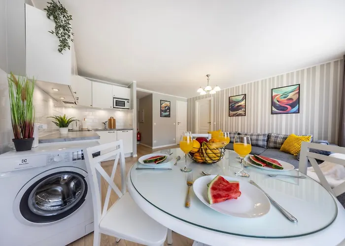 Old Town, Beautiful Yard View, Sauna Ταλίν